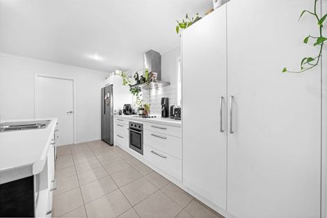 Photo of property in 21 Parkgrove Crescent, Pokeno, 2402