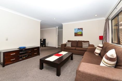 Photo of property in 52 Ashley Street, St Andrews, Hamilton, 3200