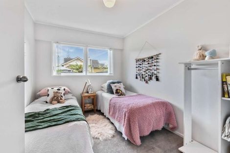 Photo of property in 2/11 Wentworth Avenue, Papatoetoe, Auckland, 2025