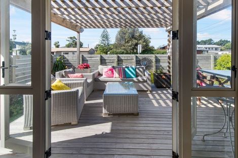 Photo of property in 14 Links Avenue, Mount Maunganui, 3116