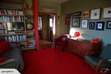 Photo of property in 172 Keyes Road, New Brighton, Christchurch, 8083