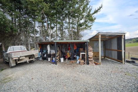 Photo of property in 2686 Ohai Clifden Highway, Orawia, Otautau, 9682