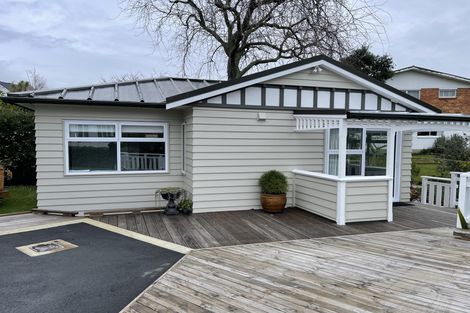 Photo of property in 14 Sale Street, Cockle Bay, Auckland, 2014