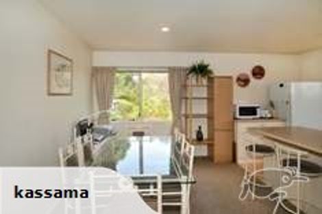 Photo of property in 12 Mandeville Place, Unsworth Heights, Auckland, 0632