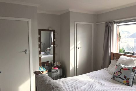 Photo of property in 1/23 Hamblyn Street, Strandon, New Plymouth, 4312