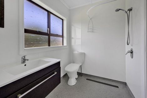 Photo of property in 3 Hickey Place, Opunake, 4616