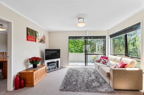 Photo of property in 32b Sailmaker Close, Whitby, Porirua, 5024