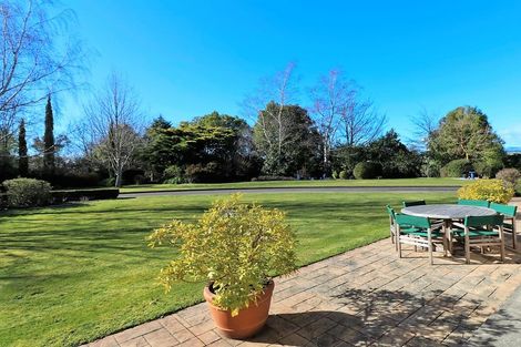 Photo of property in 64 Richmond Road, Carterton, 5713