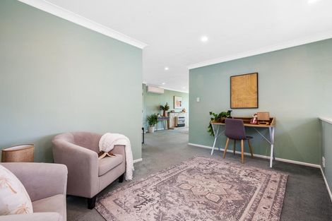 Photo of property in 22 Sunset Parade, Plimmerton, Porirua, 5026