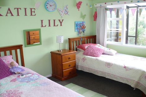 Photo of property in 266 Beach Road, Campbells Bay, Auckland, 0630