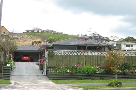 Photo of property in 20 Ashmore Drive, Frankleigh Park, New Plymouth, 4310