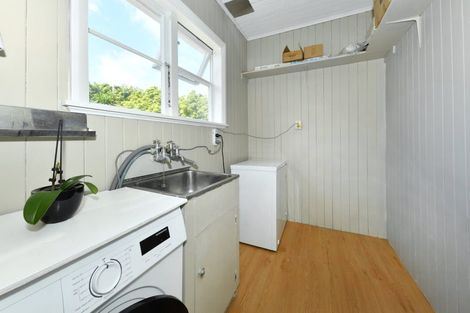 Photo of property in 194 Blenheim Road, Riccarton, Christchurch, 8041