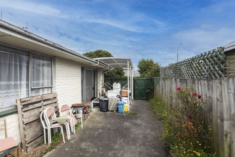 Photo of property in 1/130 Main North Road, Papanui, Christchurch, 8052