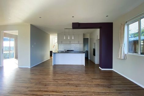 Photo of property in 12 Marsh Avenue, Forrest Hill, Auckland, 0620