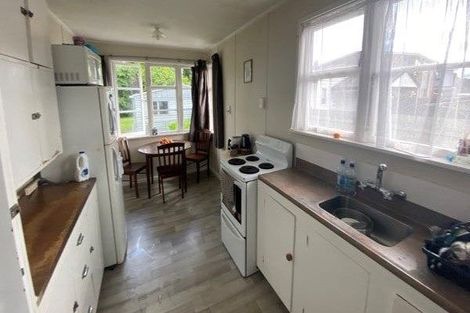 Photo of property in 79 Fairfield Road, Fairfield, Hamilton, 3214