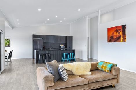 Photo of property in 25 Brampton Road, Snells Beach, 0920