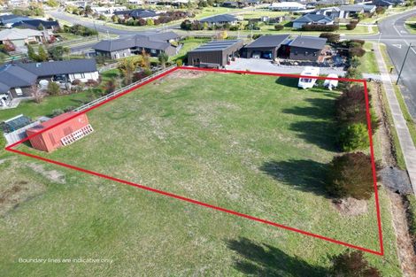 Photo of property in 4 Lancewood Way, Kinloch, Taupo, 3377