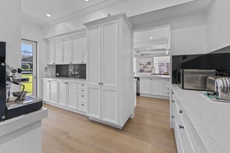 Photo of property in 423 Gillespie Place, Acacia Bay, Taupo, 3385