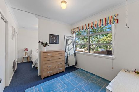 Photo of property in 48 Tiromoana Road, Raumati South, Paraparaumu, 5032