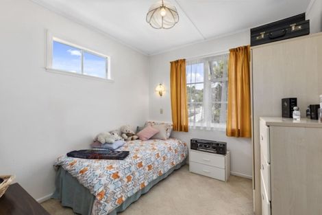 Photo of property in 22 Richard Grove, Stokes Valley, Lower Hutt, 5019