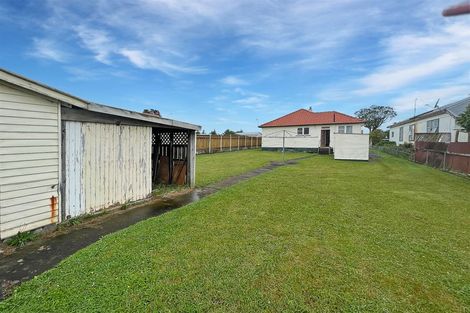 Photo of property in 9 Stairs Street, Dannevirke, 4930
