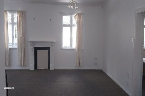 Photo of property in 22 Riddlers Crescent, Petone, Lower Hutt, 5012