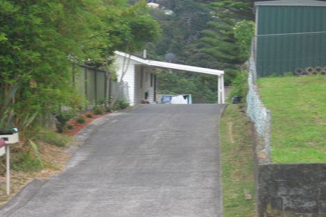 Photo of property in 1/17 Segedin Place, Glenfield, Auckland, 0629