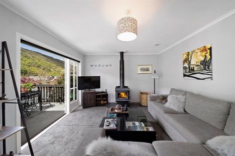 Photo of property in 80 Devon Street, Arrowtown, 9302
