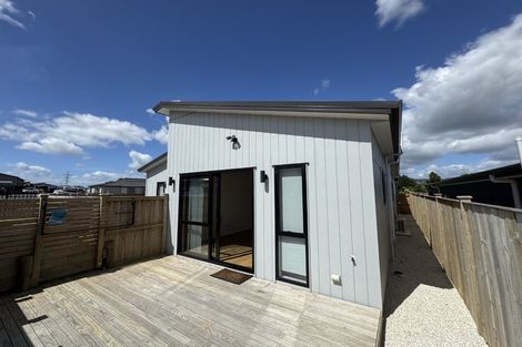 Photo of property in 41 Tributary Parade, Karaka, Papakura, 2113