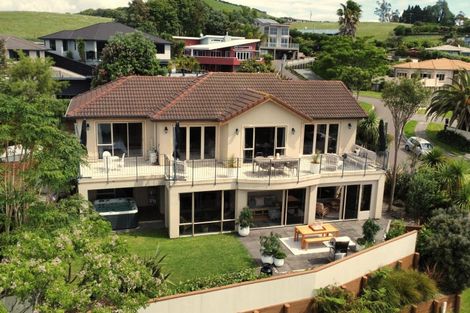 Photo of property in 1 Eyres Place, Ohauiti, Tauranga, 3112