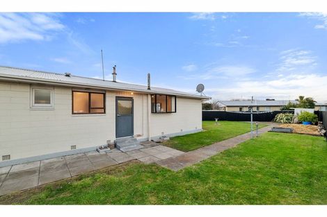 Photo of property in 11 Garvins Road, Hornby, Christchurch, 8042