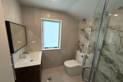 Photo of property in 33a Riverhills Avenue, Pakuranga Heights, Auckland, 2010