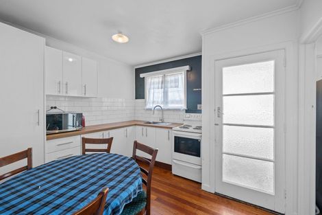 Photo of property in 29 Beaubank Road, Kelston, Auckland, 0602