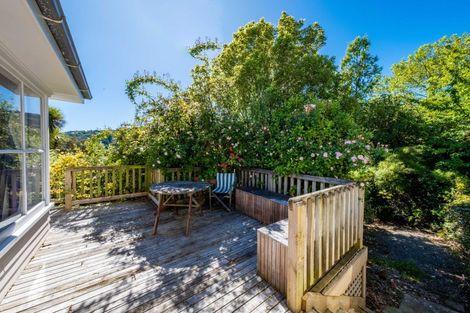 Photo of property in 82 Martindales Road, Heathcote Valley, Christchurch, 8022