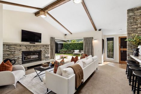 Photo of property in 94 Centennial Avenue, Arrowtown, 9302