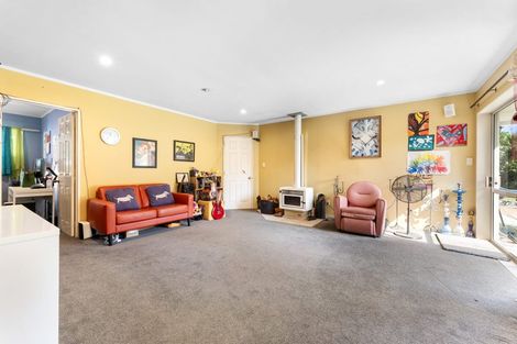Photo of property in 4 Cloverfields Drive, Waimauku, 0812