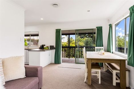 Photo of property in 2/22a Tomo Street, New Lynn, Auckland, 0600