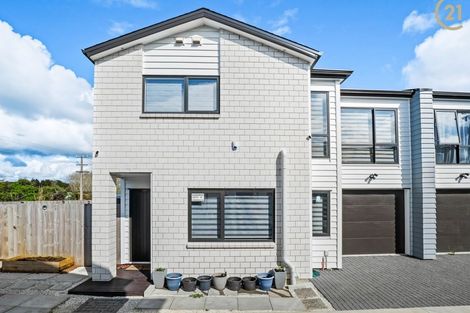 Photo of property in 22a Survila Street, Takanini, 2110