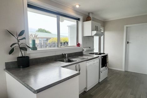 Photo of property in 74 O'byrne Street, Waikiwi, Invercargill, 9810