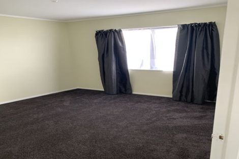 Photo of property in 20 Booth Crescent, Tuakau, 2121