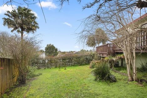 Photo of property in 69 Puriri Road, Pukekohe, 2120