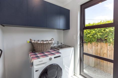 Photo of property in 24 Kempton Street, Greytown, 5712