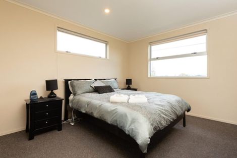 Photo of property in 131 Karewa Parade, Papamoa Beach, Papamoa, 3118