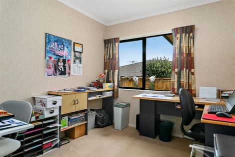 Photo of property in 35 Acacia Bay Road, Nukuhau, Taupo, 3330