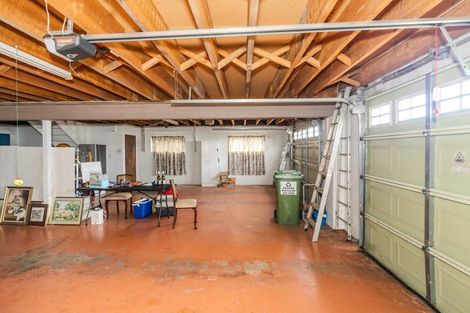 Photo of property in 23 Leven Street, South Hill, Oamaru, 9400