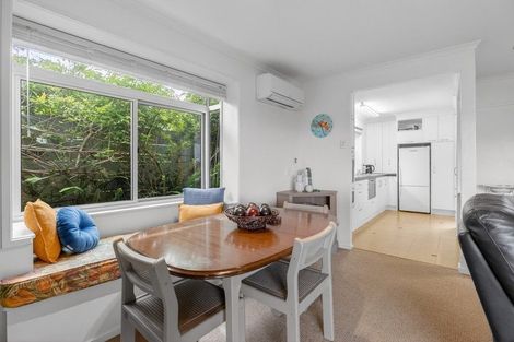 Photo of property in 91 Golf Road, Paraparaumu Beach, Paraparaumu, 5032