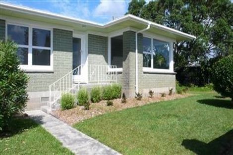 Photo of property in 1/1 Waratah Street, Birkenhead, Auckland, 0626