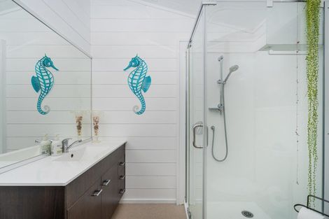 Photo of property in 39 Grange Road, Hahei, Whitianga, 3591