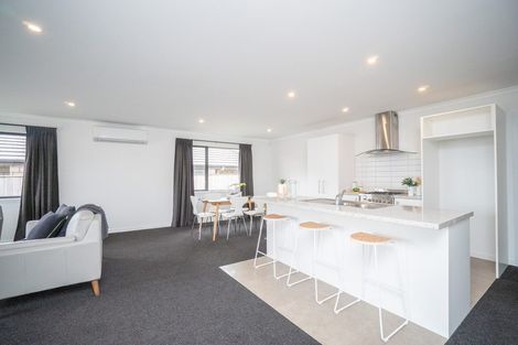 Photo of property in 21 Varsity Heights, Fitzherbert, Palmerston North, 4410