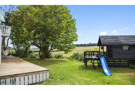 Photo of property in 122 Reid Road, Glenbrook, Waiuku, 2681